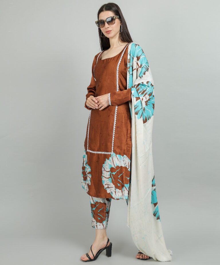 Cultural clothing for women